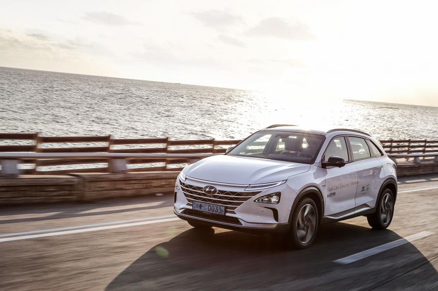  Hyundai NEXO 2018 года  (KR) (фото 24 из 35)